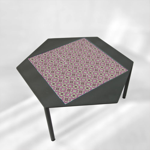 table-basse-BAMosaïc-IV-BAMink-avec-collection-Nemo-Welter-pinkflowers-fond-transparent
